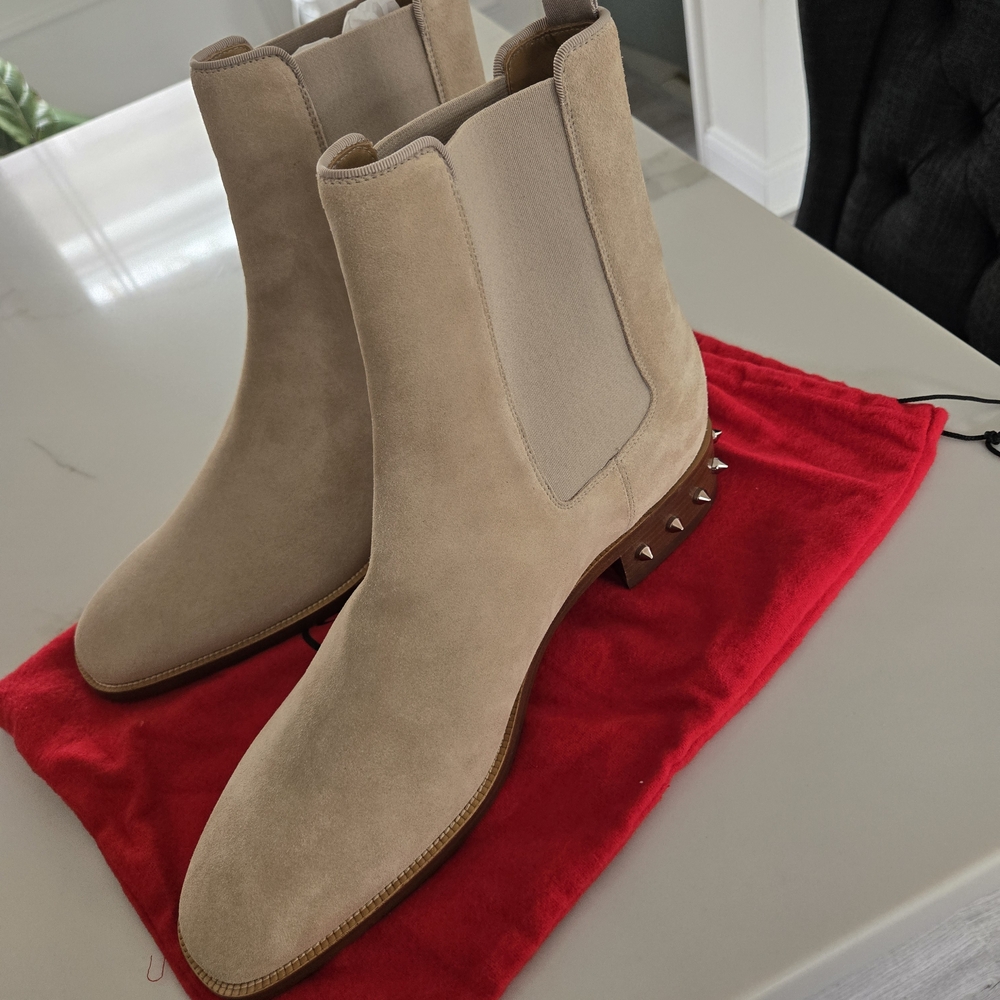Cristian Louboutin Suede Chelsea Ankle Boots in Beige - New Men Fashion Boot